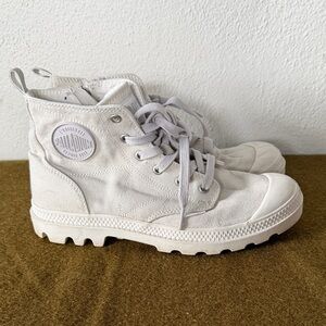 Palladium Pampa Hi Canvas Boots Womens 8.5